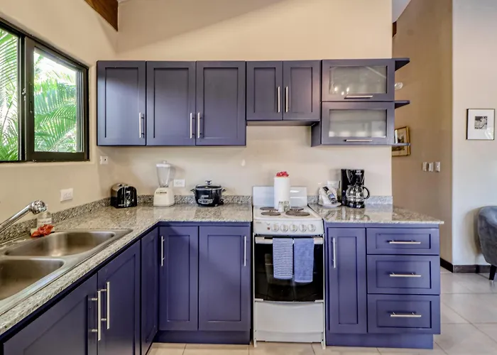 Villa Access & Perks: Playa Hermana Playa Hermosa (Guanacaste)