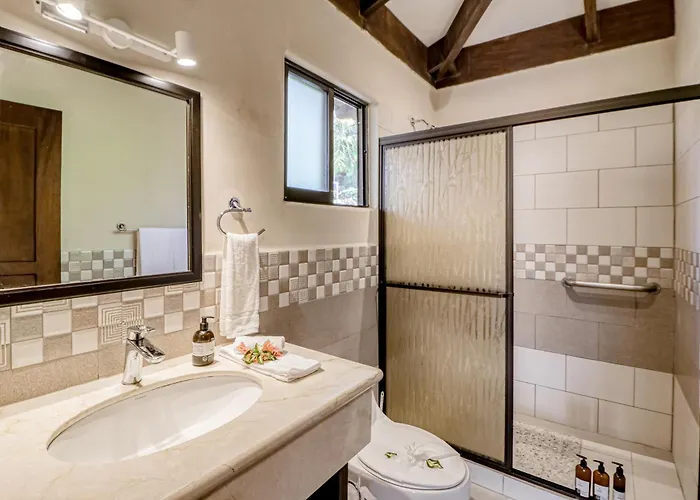Villa Access & Perks: Playa Hermana