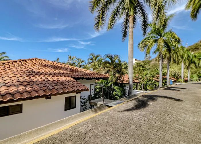 Access & Perks: Playa Hermana Playa Hermosa (Guanacaste)
